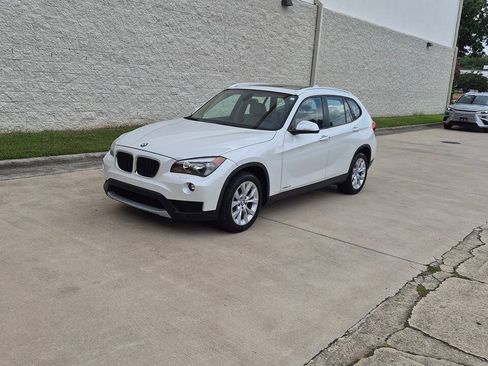 Used 2013 BMW X1 xDrive28i AWD/4WD image 2