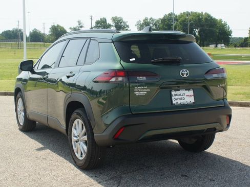 Used 2026 Toyota Corolla Cross LE FWD image 15
