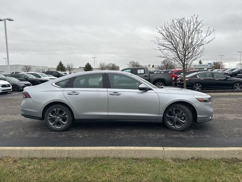 Certified 2023 Honda Accord EX image 12