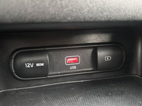 Used 2024 Kia Forte LXS image 28