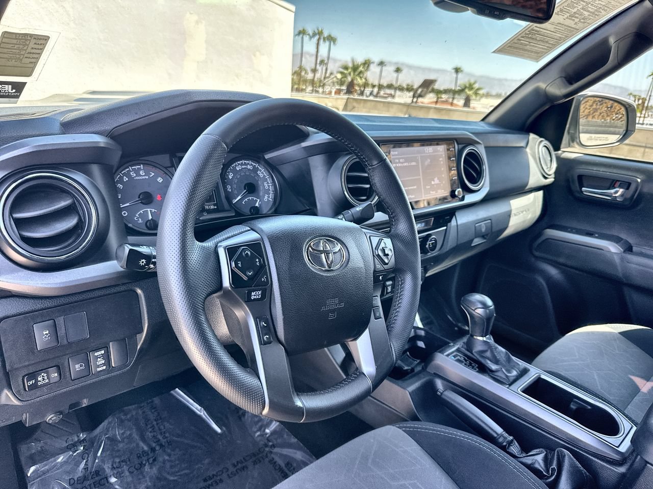 Used 2021 Toyota Tacoma TRD Sport w/ Technology Package AWD/4WD image 10