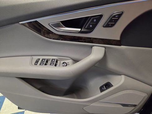 Used 2018 Audi Q7 2.0T Premium Plus image 25