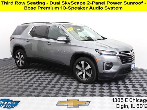 Used 2023 Chevrolet Traverse LT w/ LT Premium Package AWD/4WD image 1