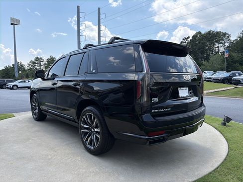 Used 2021 Cadillac Escalade Sport w/ Driver Assist Tech Package AWD/4WD image 7