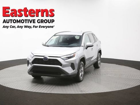 Used 2024 Toyota RAV4 XLE AWD/4WD image 52