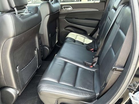 Used 2021 Jeep Grand Cherokee Limited AWD/4WD image 13