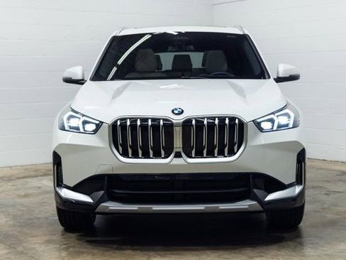 Used 2025 BMW X1 xDrive28i AWD/4WD image 6