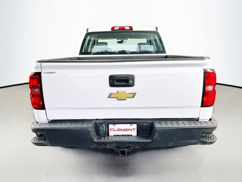 Used 2018 Chevrolet Silverado 1500 W/T w/ Trailering Package AWD/4WD image 7