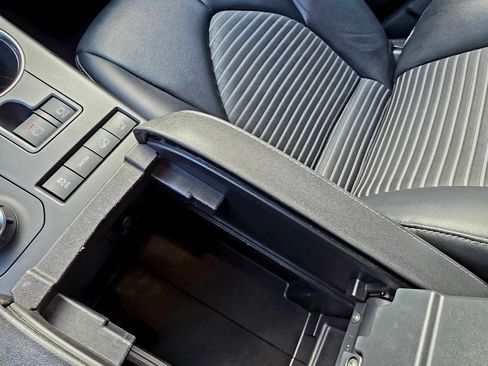 Used 2021 Toyota Highlander XSE image 22