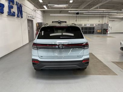 New 2026 Volkswagen Taos SE