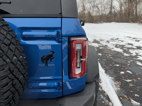 Used 2024 Ford Bronco Wildtrak image 14