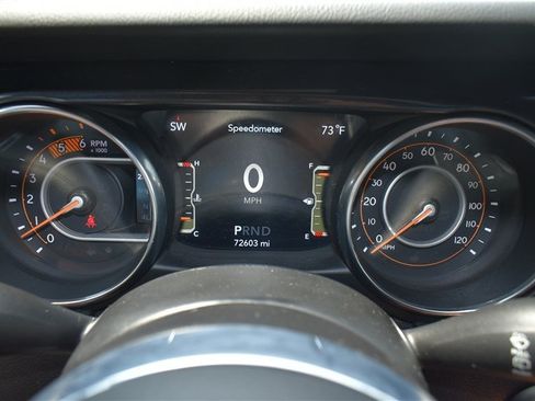 Used 2021 Jeep Wrangler Unlimited Sahara AWD/4WD image 13