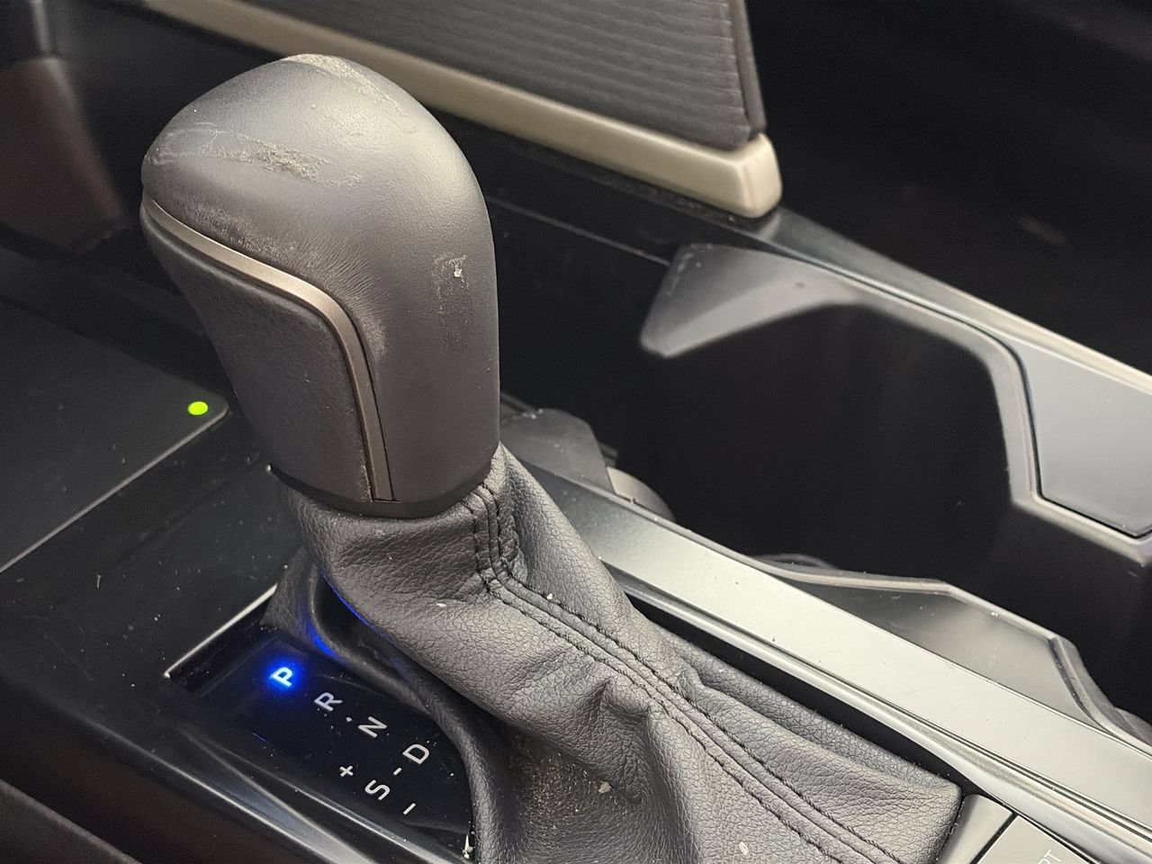 Used 2025 Toyota Camry SE FWD image 15