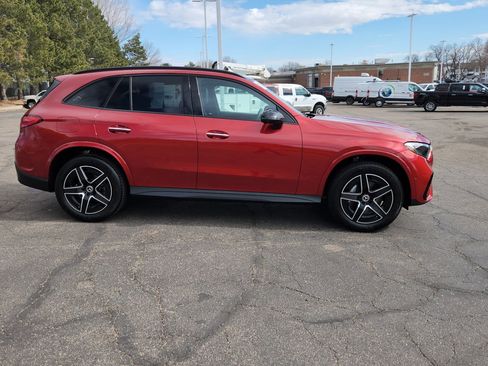 Used 2023 Mercedes-Benz GLC 300 4MATIC image 17