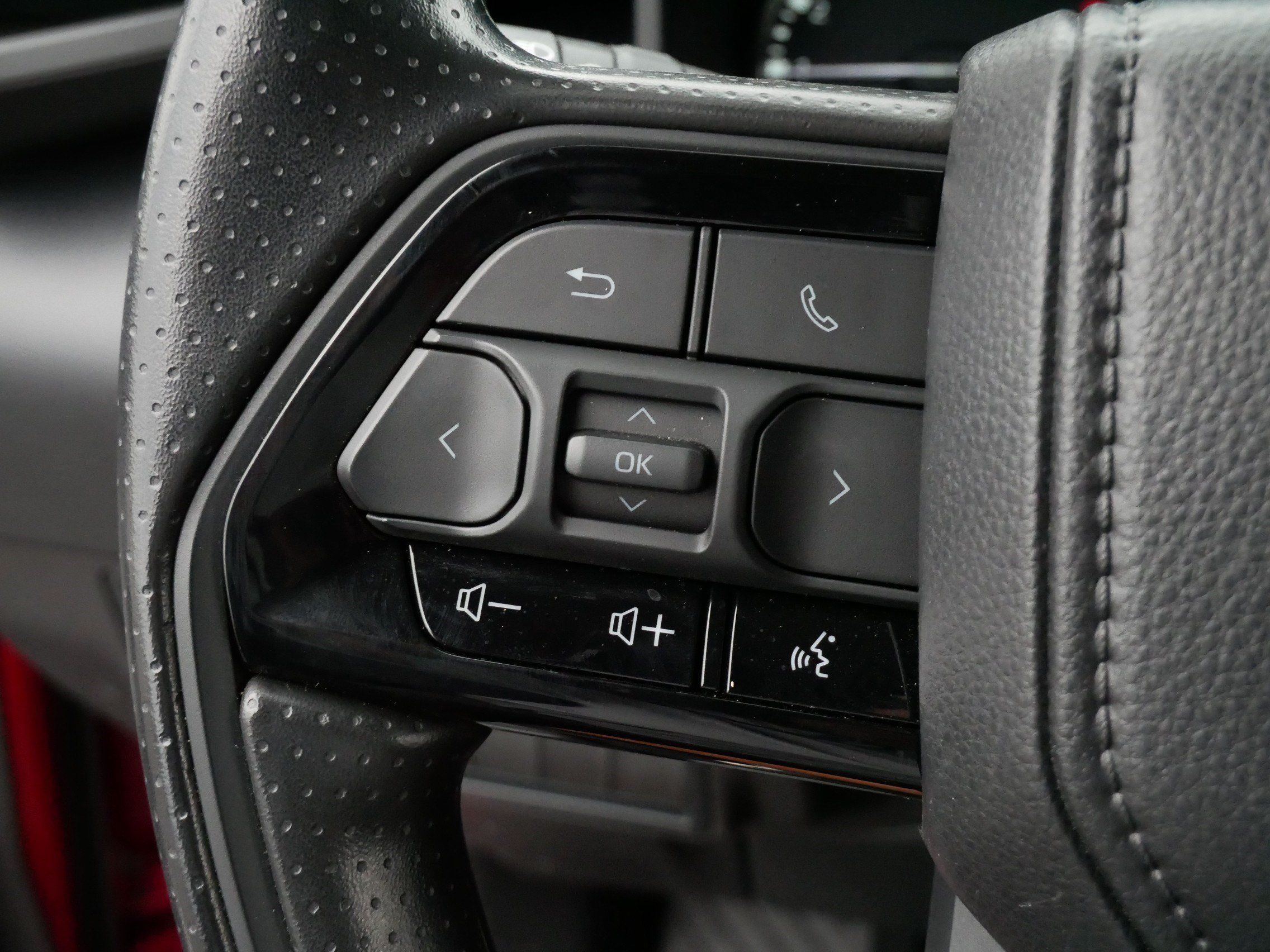 Certified 2024 Toyota Tundra SR5 AWD/4WD image 27