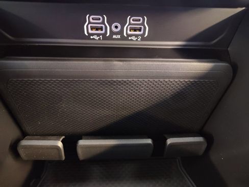 New 2026 RAM 3500 Big Horn AWD/4WD image 6
