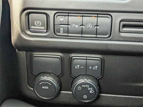 Used 2023 Chevrolet Tahoe LS image 23