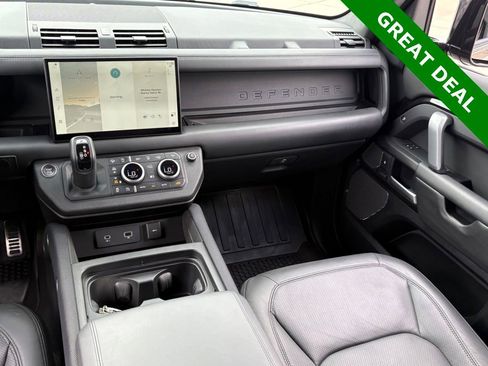 Used 2024 Land Rover Defender 110 V8 AWD/4WD image 13
