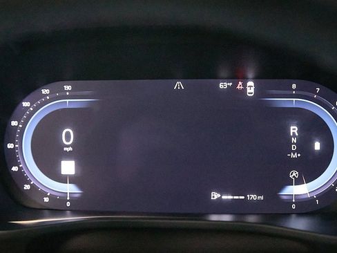 Certified 2024 Volvo XC40 B5 Plus w/ Climate Package image 26