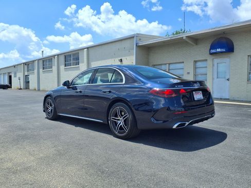 New 2026 Mercedes-Benz E 350 4MATIC Sedan image 7