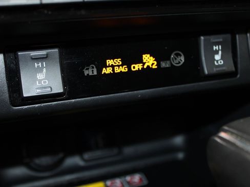 Used 2023 Toyota RAV4 XSE w/ Weather Package AWD/4WD image 27
