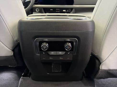 Used 2026 Chevrolet Tahoe Premier image 30