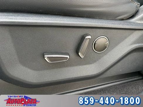 Used 2025 Ford F150 Lariat w/ Equipment Group 502A High AWD/4WD image 33