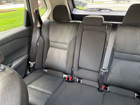 Used 2025 Nissan Rogue SV FWD image 34
