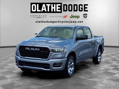 Used 2025 RAM 1500 Big Horn AWD/4WD image 1