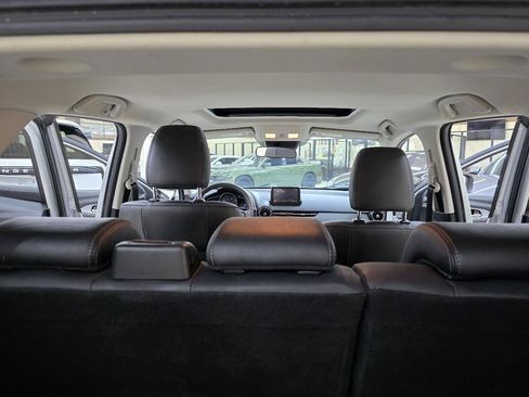 Used 2019 MAZDA CX-3 Touring w/ Preferred Equipment Package FWD image 14