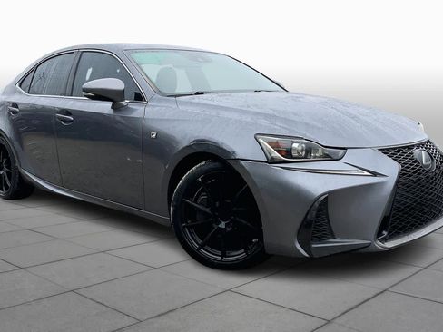 Used 2017 Lexus IS 200t F Sport image 2