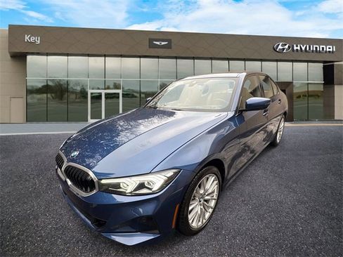 Used 2023 BMW 330i xDrive Sedan w/ Premium Package image 1