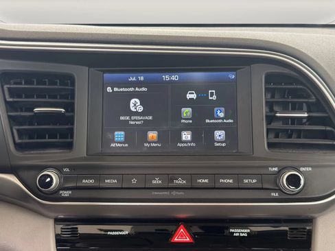 Used 2020 Hyundai Elantra SEL FWD image 16
