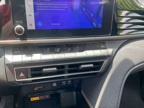 Used 2025 Toyota Camry LE w/ Convenience Package FWD image 32