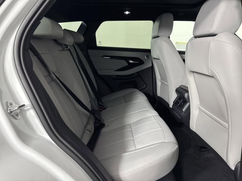 Used 2026 Land Rover Range Rover Evoque S image 32