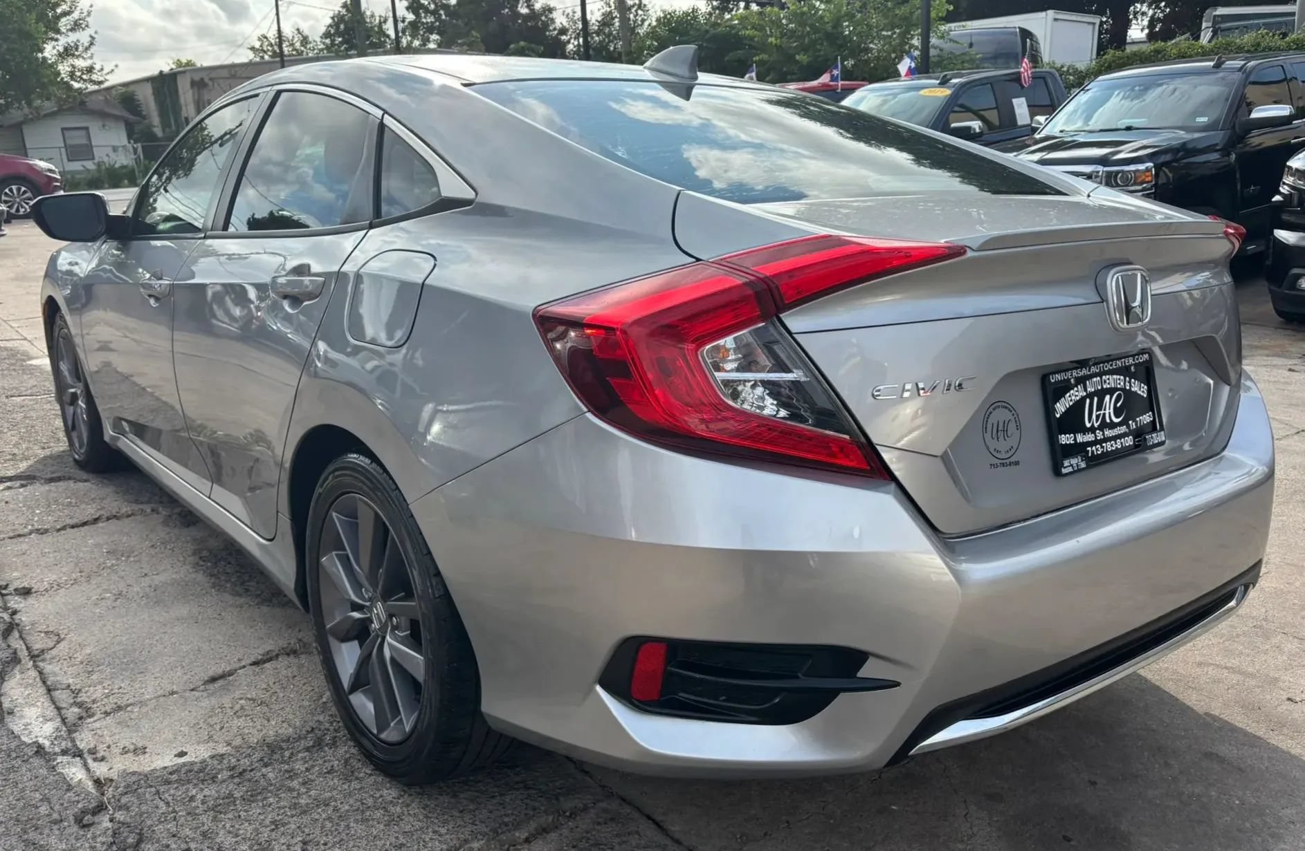 Used 2021 Honda Civic EX image 4
