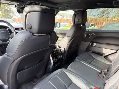 Used 2019 Land Rover Range Rover Sport HSE Dynamic image 14