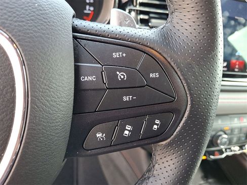 Used 2024 Dodge Durango GT image 18