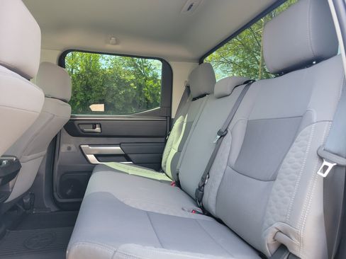 Used 2023 Toyota Tundra SR5 w/ SR5 Convenience Package AWD/4WD image 15