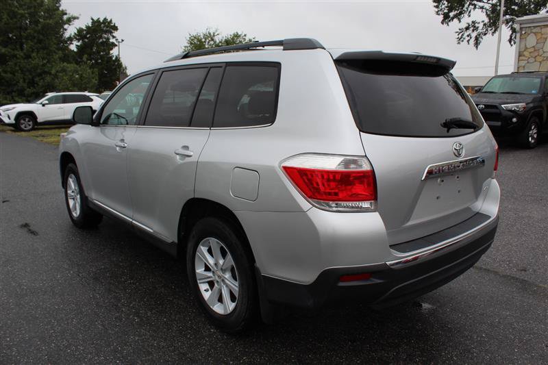 Used 2013 Toyota Highlander SE AWD/4WD image 5