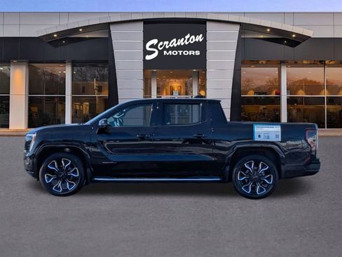 New 2025 GMC Sierra EV Denali image 2