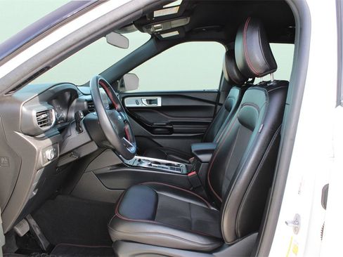 Used 2022 Ford Explorer ST-Line w/ Class IV Trailer Tow Package image 30