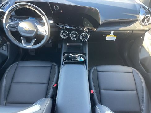 Used 2025 Chevrolet Blazer EV LT w/ Super Cruise Package image 13