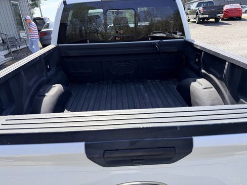 Used 2017 Ford F150 XL w/ Equipment Group 101A Mid image 7