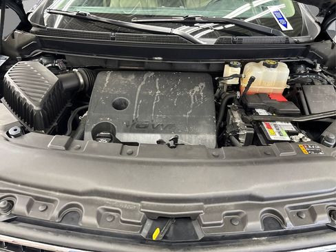 Used 2019 Buick Enclave Essence image 13