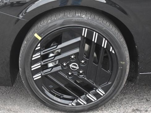 New 2026 Nissan Sentra SR w/ Floor Mat Package image 11