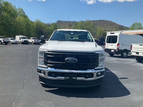 New 2026 Ford F250 XL AWD/4WD image 2