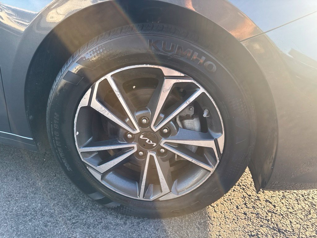 Used 2023 Kia Forte LXS FWD image 36