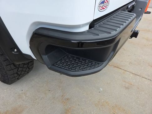 Used 2019 Chevrolet Silverado 1500 Custom Trail Boss w/ Custom Convenience Package AWD/4WD image 46