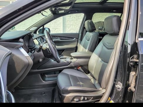 Certified 2023 Cadillac XT6 Premium Luxury w/ LPO, Floor Liner Package AWD/4WD image 10